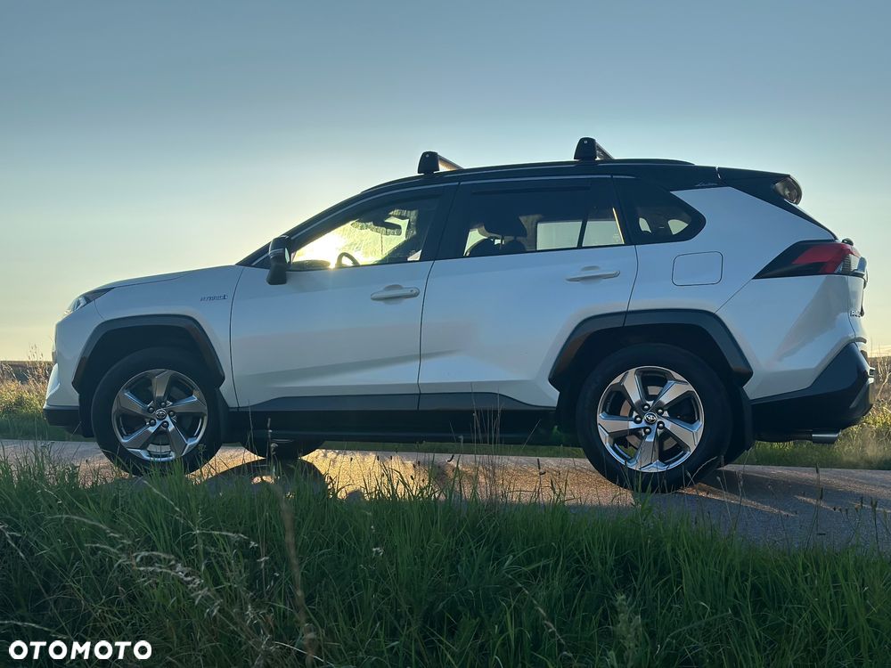 Toyota RAV4 - 9