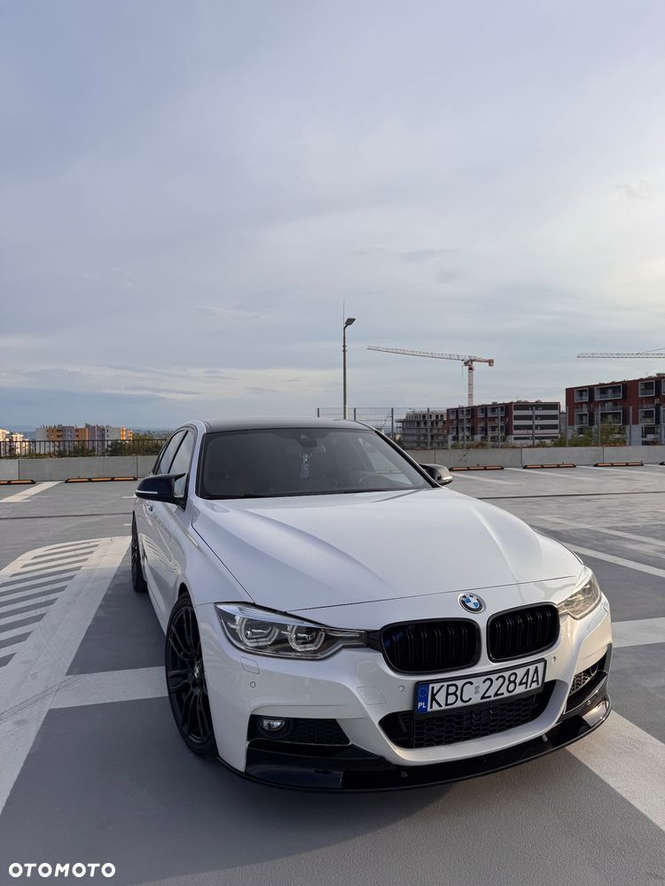 BMW Seria 3 330d M Sport Shadow - 7