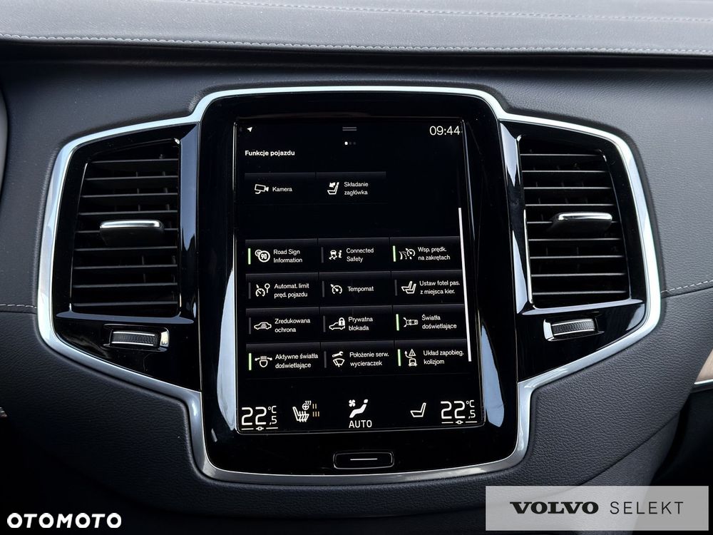 Volvo XC 90 - 35