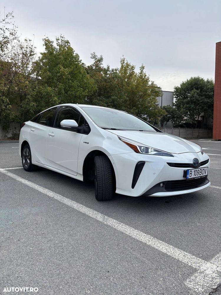 Toyota Prius 1.8 HSD Exclusive - 9