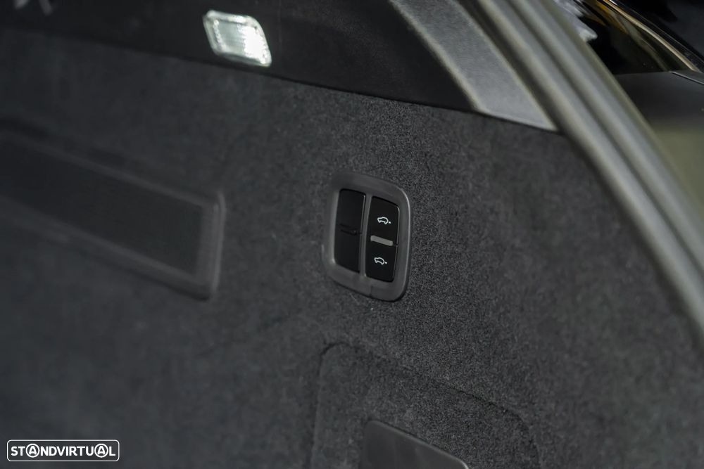 Porsche Cayenne Coupé Turbo - 24