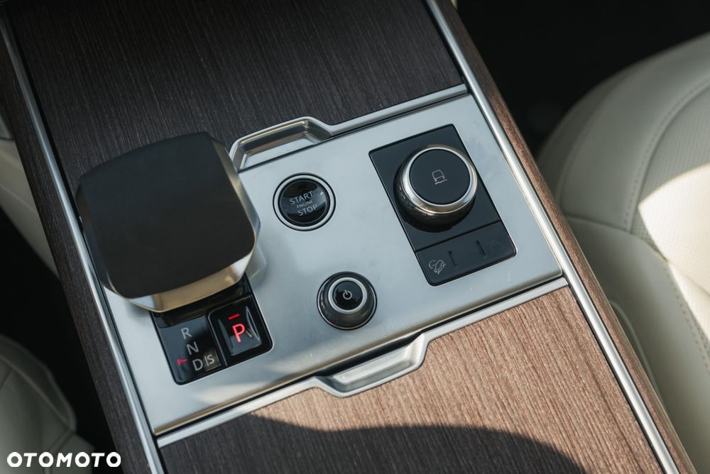Land Rover Range Rover - 26