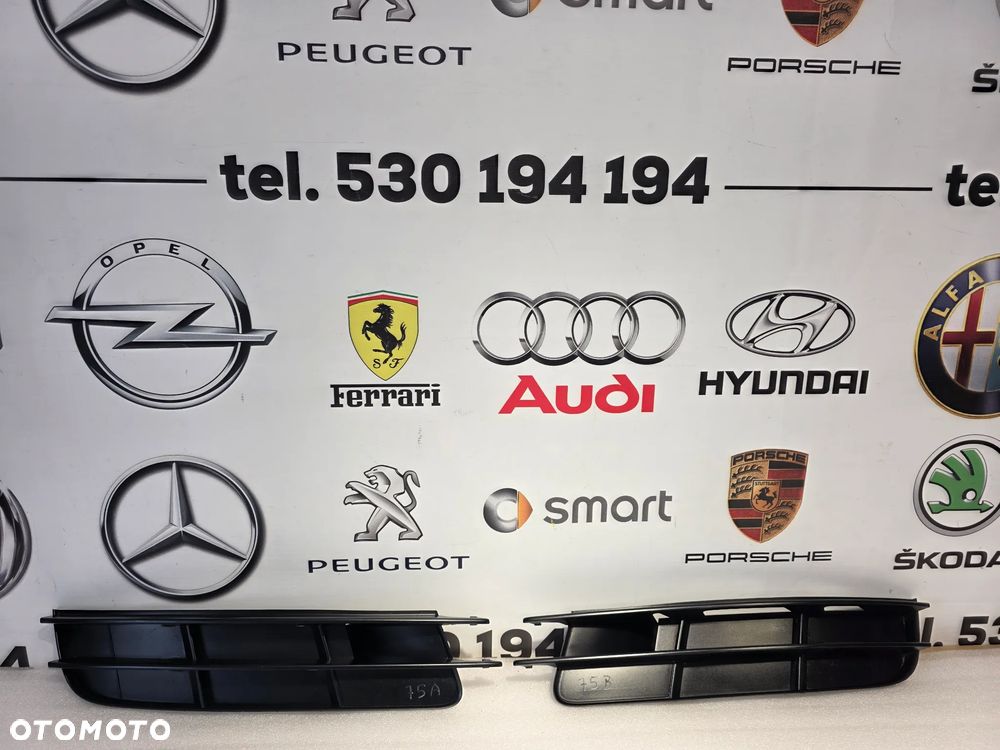 AUDI Q7 4L0 06- LEWA / PRAWA KRATKA BOCZNA ZDERZAKA PRZEDNIEGO PRZÓD NR 4L0807682 + 4L0807152 / 4L0807681 + 4L0807151 NR AUKCJI KB75 - 1