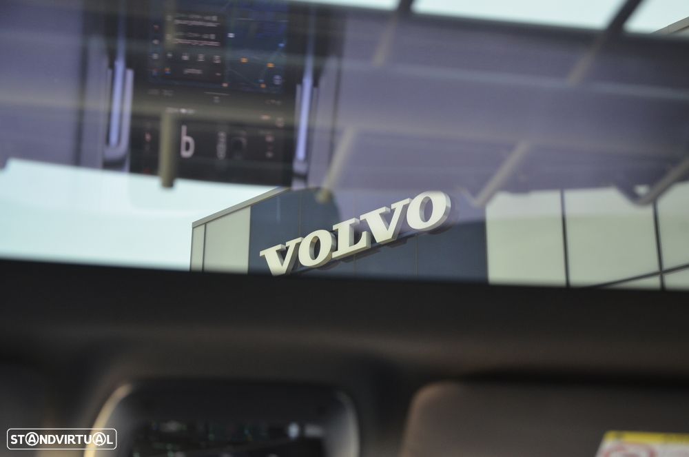 Volvo EX30 Cross Country 69 kWh Twin Motor Ultra - 18