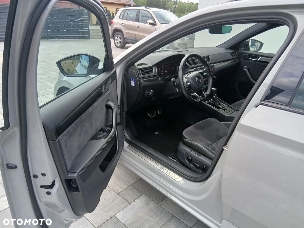 Skoda Superb 1.5 TSI ACT Sportline DSG - 16