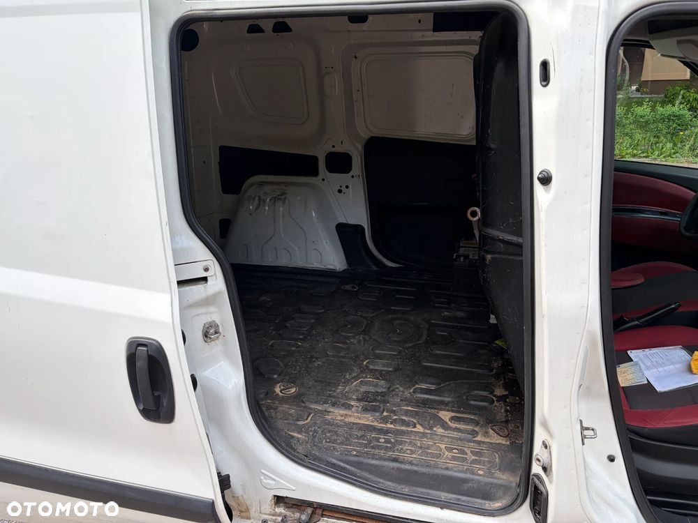 Fiat Doblo Active - 8