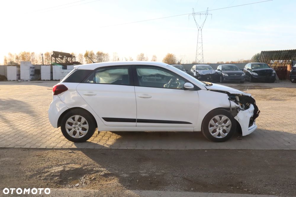 Hyundai i20 1.2 Comfort - 4