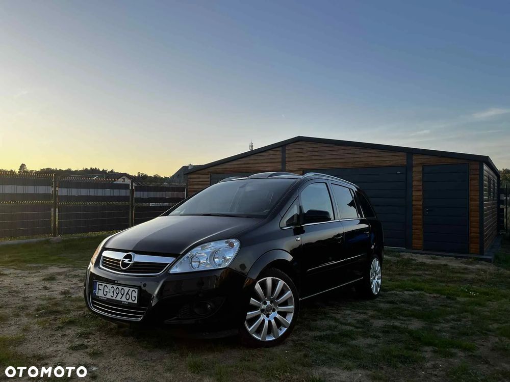 Opel Zafira 1.8 Sport - 1