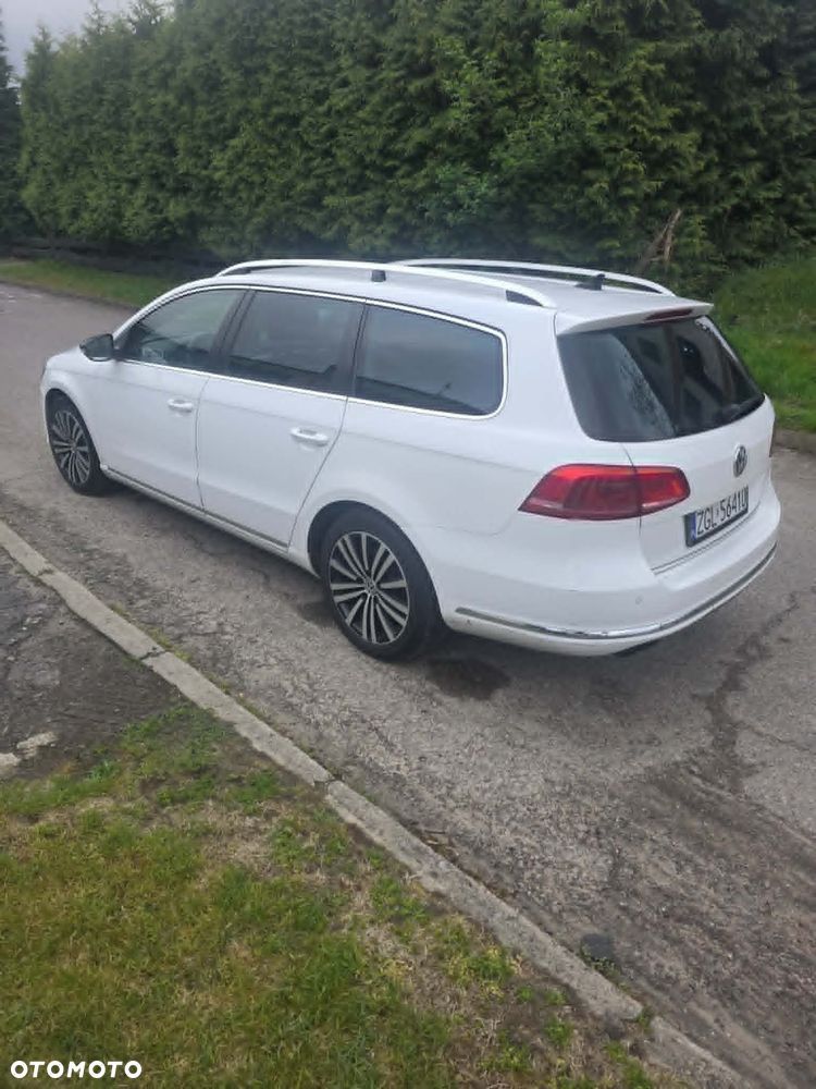 Volkswagen Passat 2.0 TDI Comfortline DSG - 3