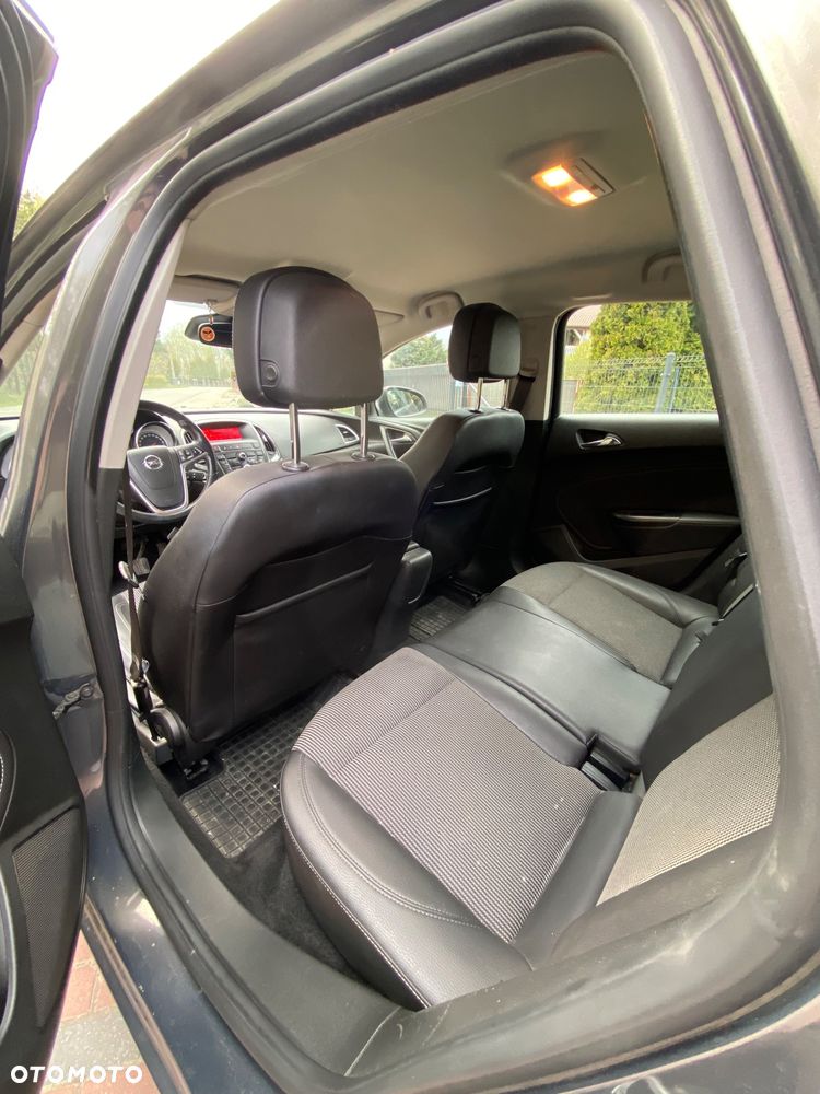 Opel Astra 1.4 Turbo - 19