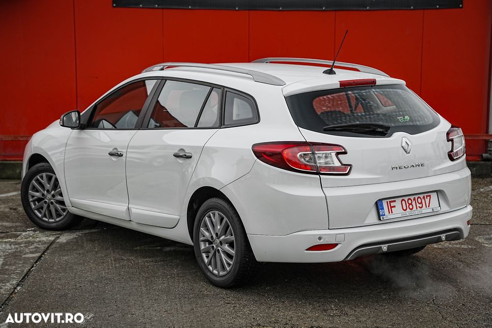 Renault Megane ENERGY TCe 130 GT LINE - 6