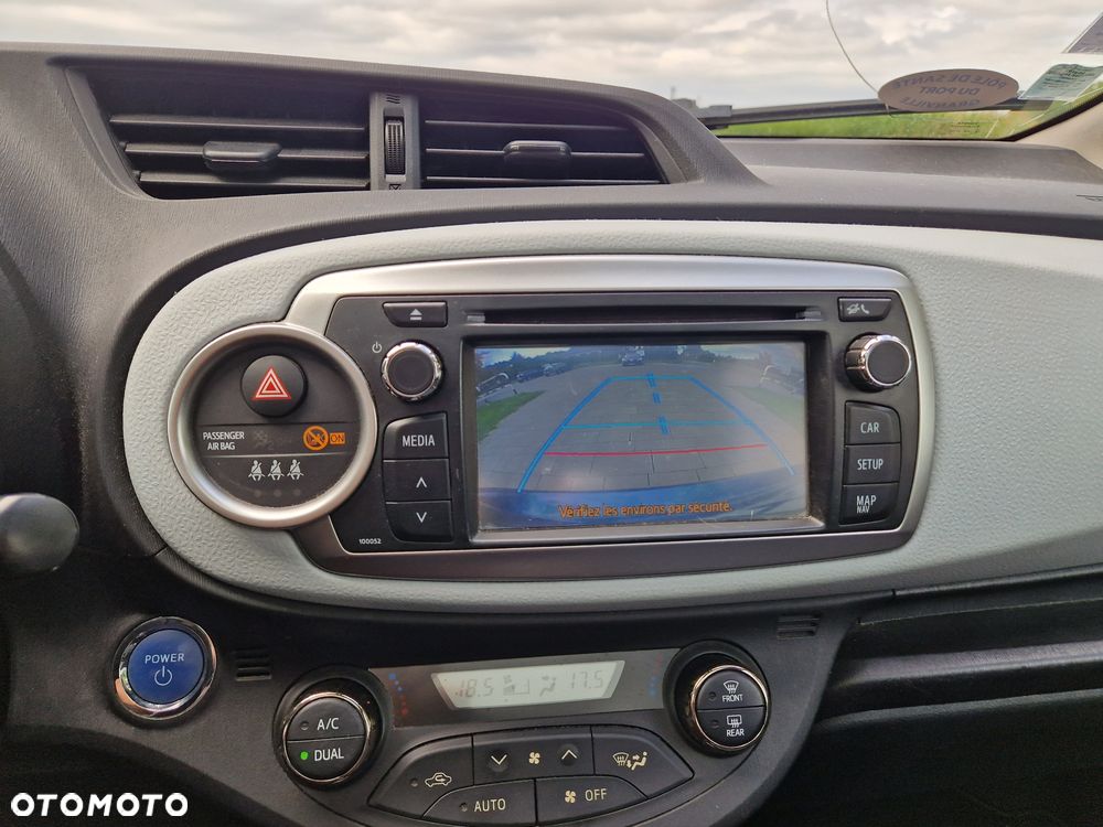 Toyota Yaris - 17