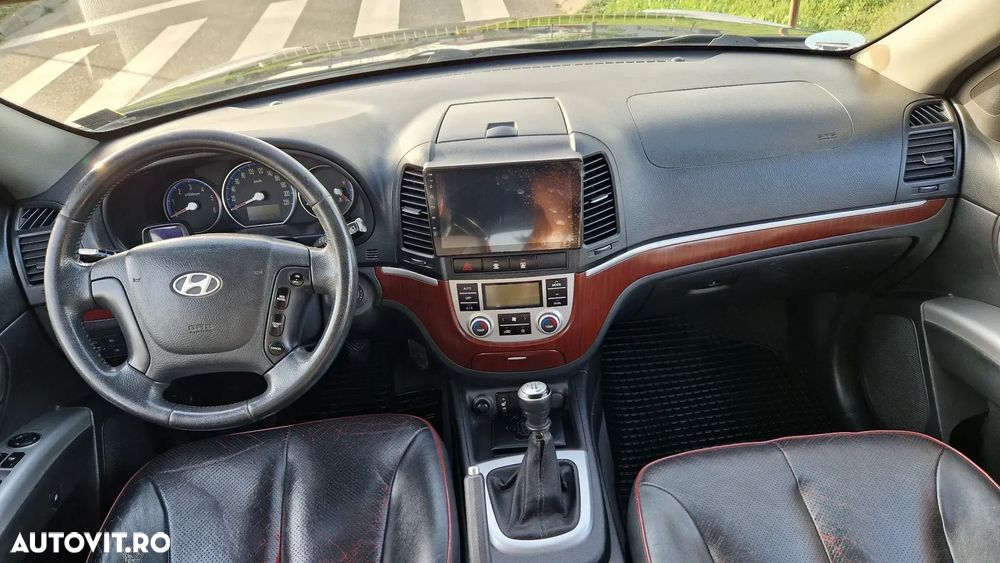 Hyundai Santa Fe - 10