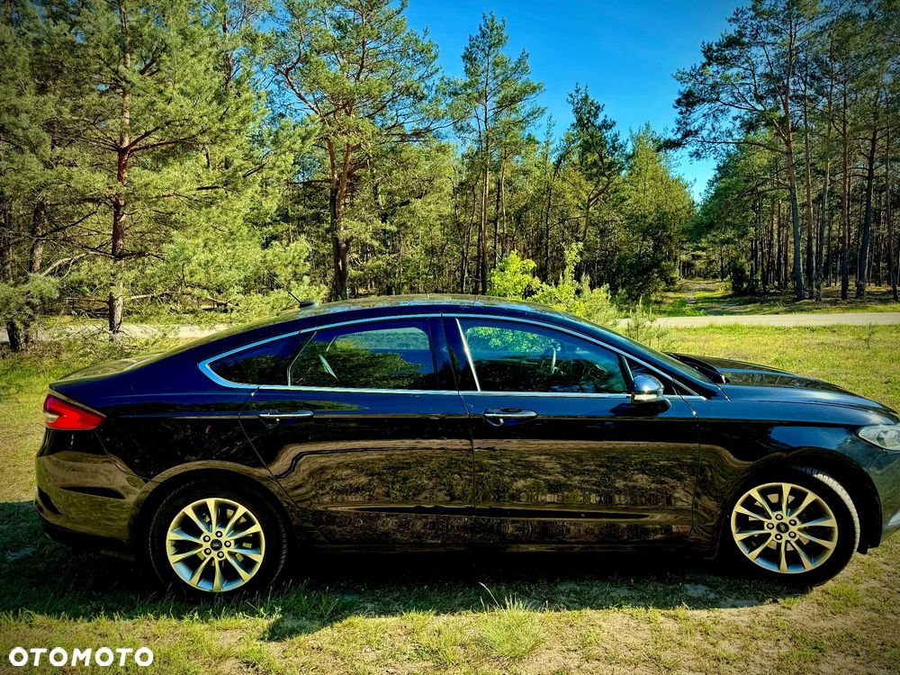 Ford Fusion - 11