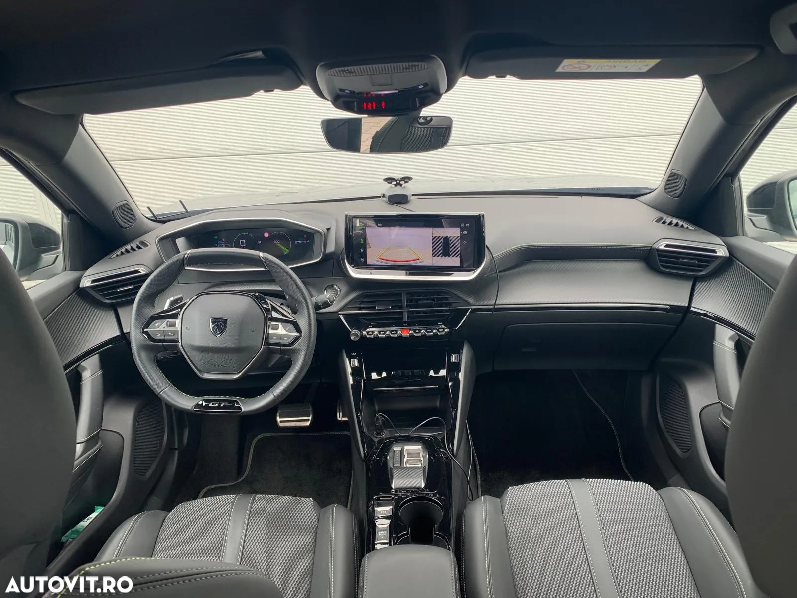 Peugeot 2008 1.2L PureTech 130 S&S EAT8 GT - 5