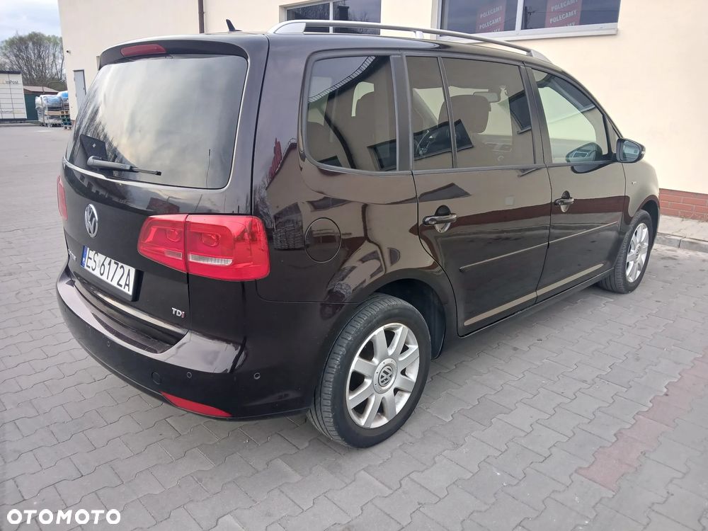 Volkswagen Touran 1.6 TDI DPF BlueMotion Technology DSG Comfortline - 15