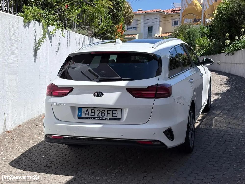 Kia Ceed SW 1.4 T-GDI Drive+SRF 7DCT - 28