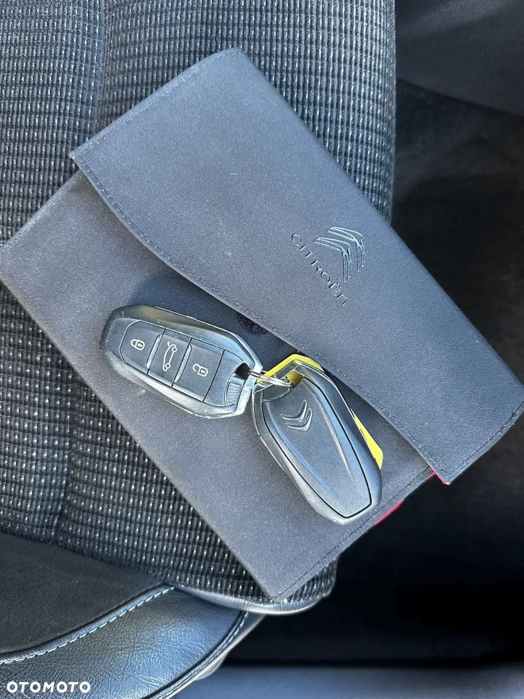 Citroën C4 BlueHDi 120 Stop&Start Shine - 25