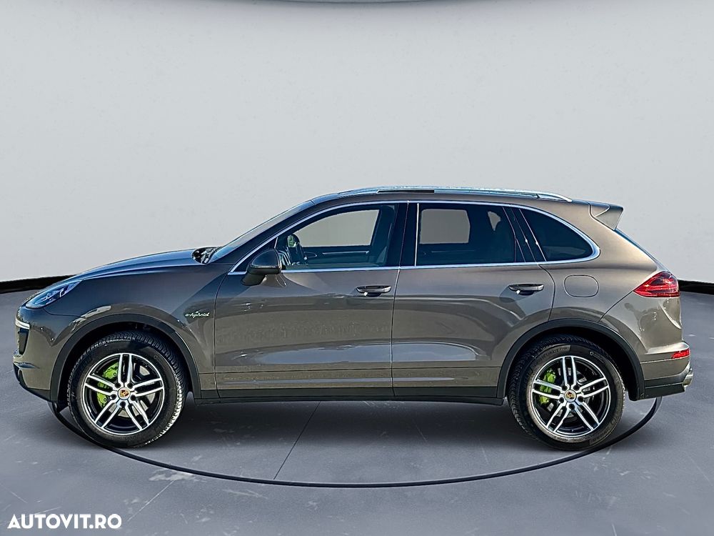 Porsche Cayenne S Hybrid Tiptronic S - 22