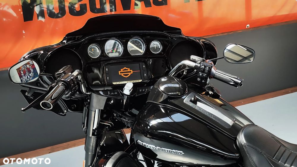 Harley-Davidson FLHXS Special - 24