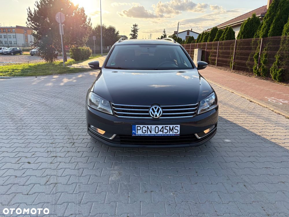 Volkswagen Passat 1.6 TDI DPF BlueMot Comfortline - 3