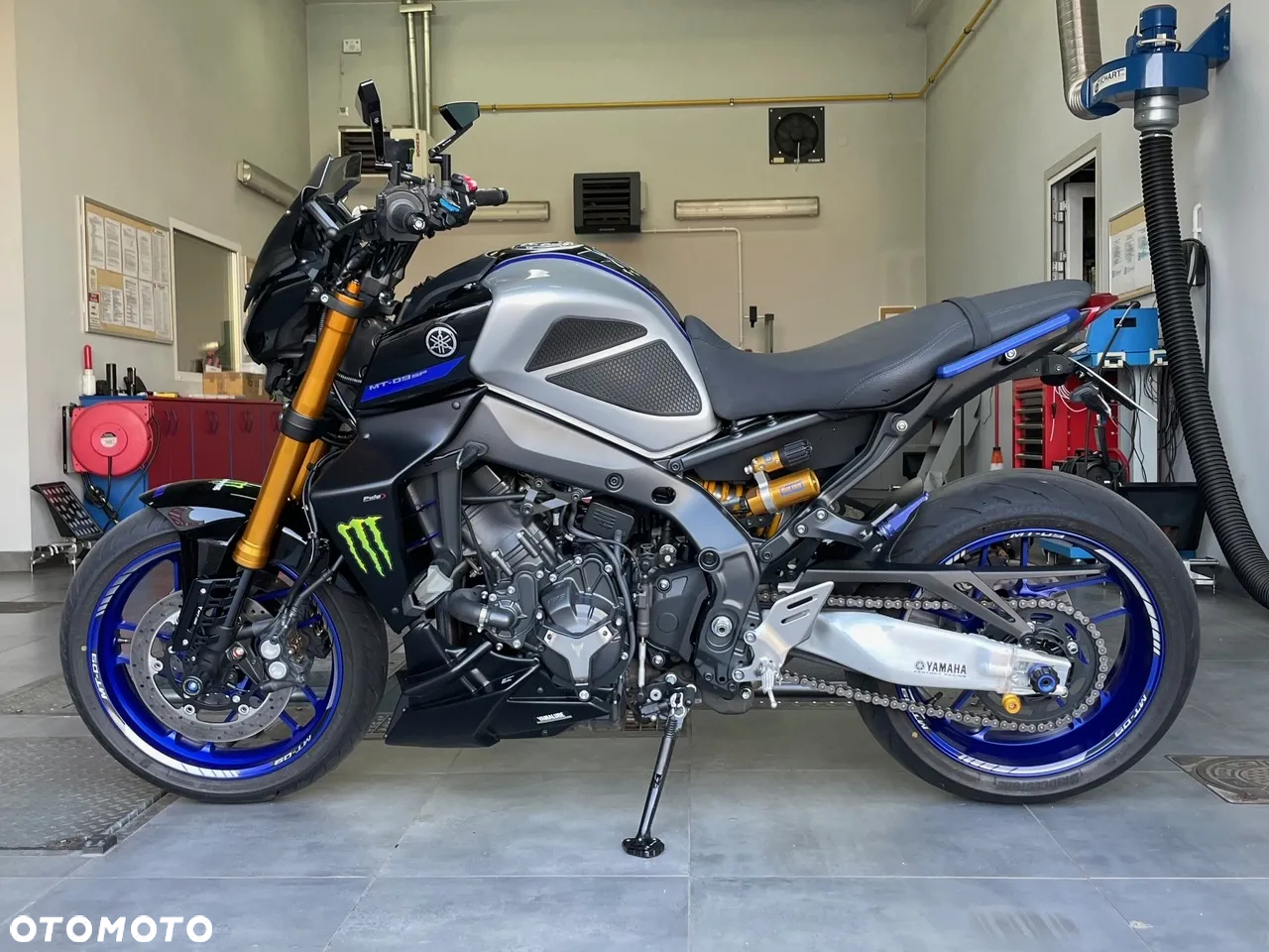 Yamaha MT - 8