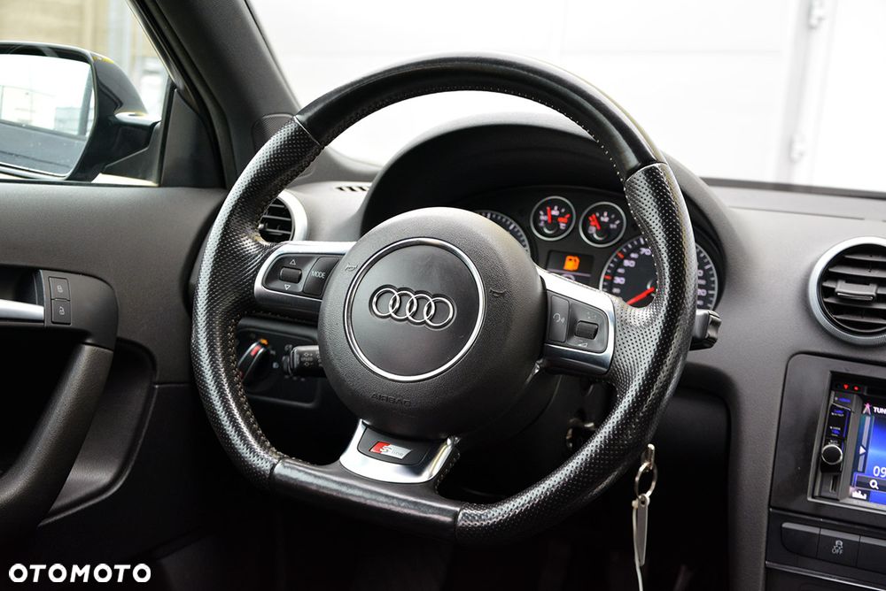 Audi A3 Sportback 2011 photo 3