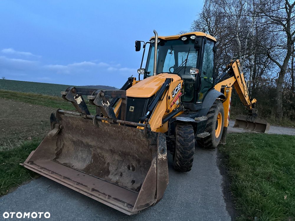 JCB 3CX - 4