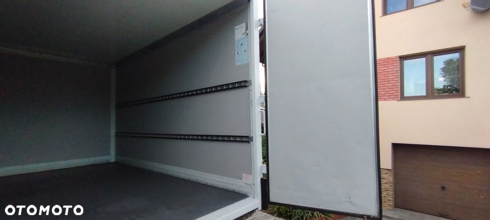 Volkswagen Crafter - 15