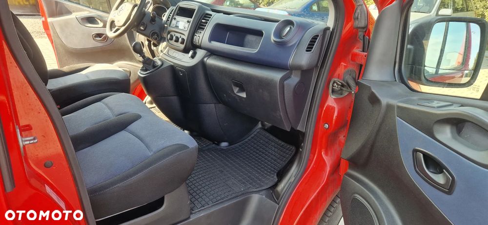 Opel Vivaro - 13