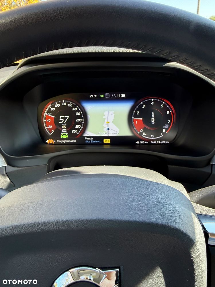 Volvo XC 40 T5 AWD Momentum (Intro Edition) - 7