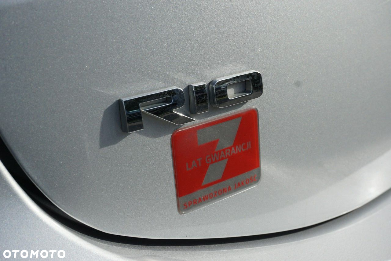 Kia Rio - 8