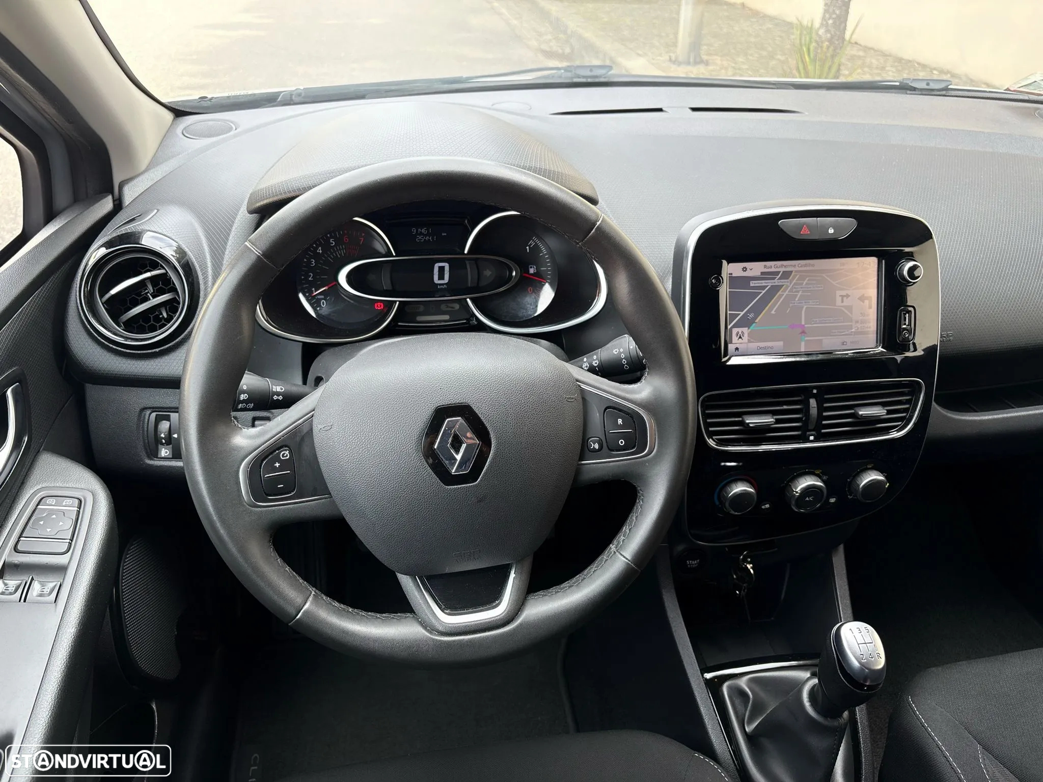 Renault Clio Sport Tourer 0.9 TCe Limited Edition - 14