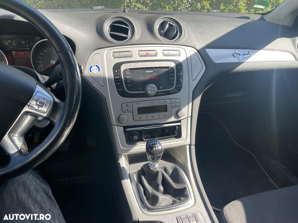Ford Mondeo - 4