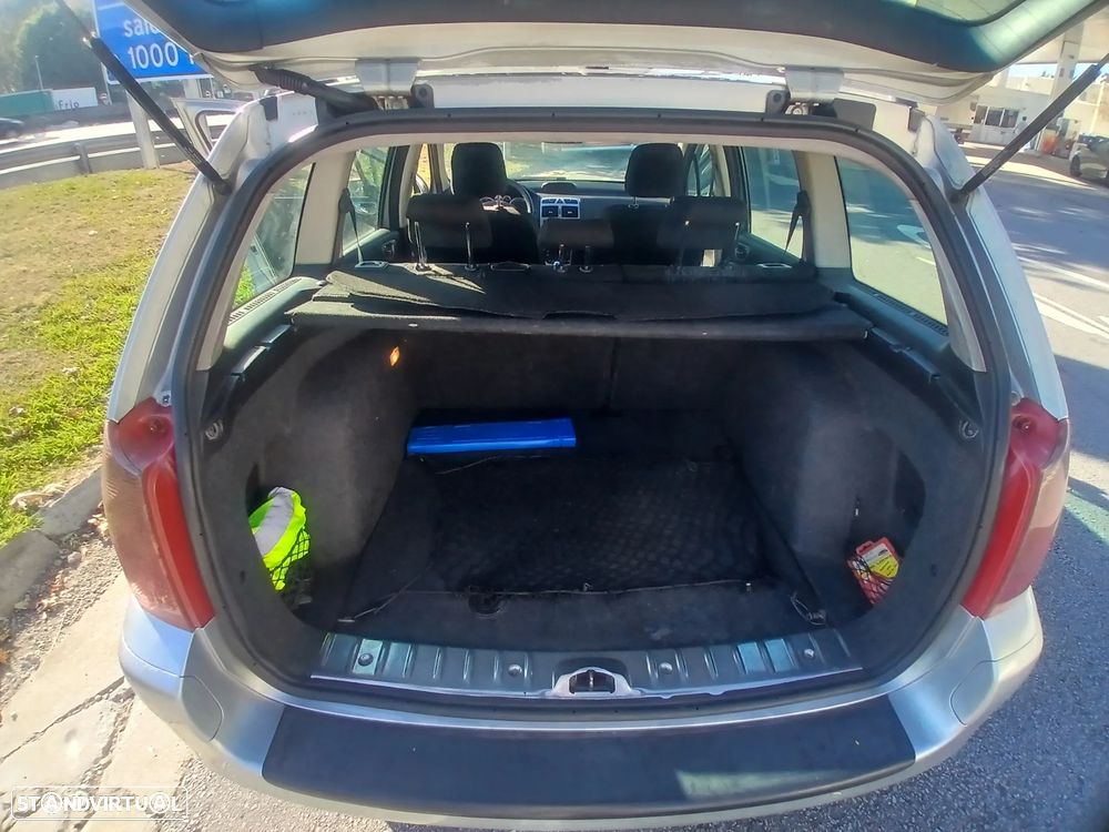 Peugeot 307 Break 1.4 HDi XT Premium - 11
