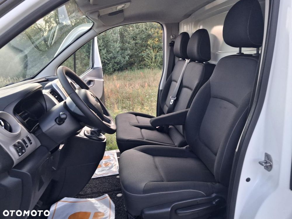 Renault Trafic - 22