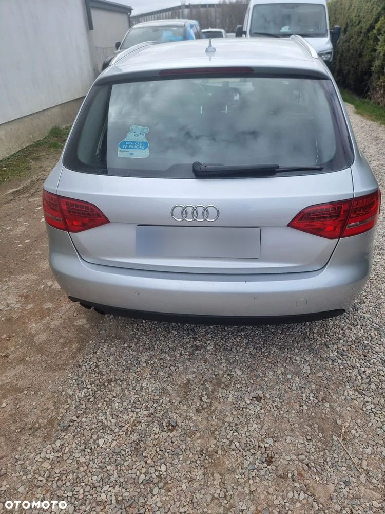 Audi A4 Avant 2.0 TDI - 4