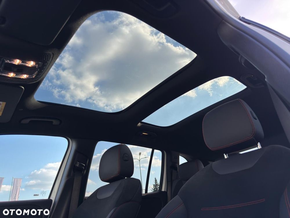 Mercedes-Benz GLB 200 AMG Line 7G-DCT - 24