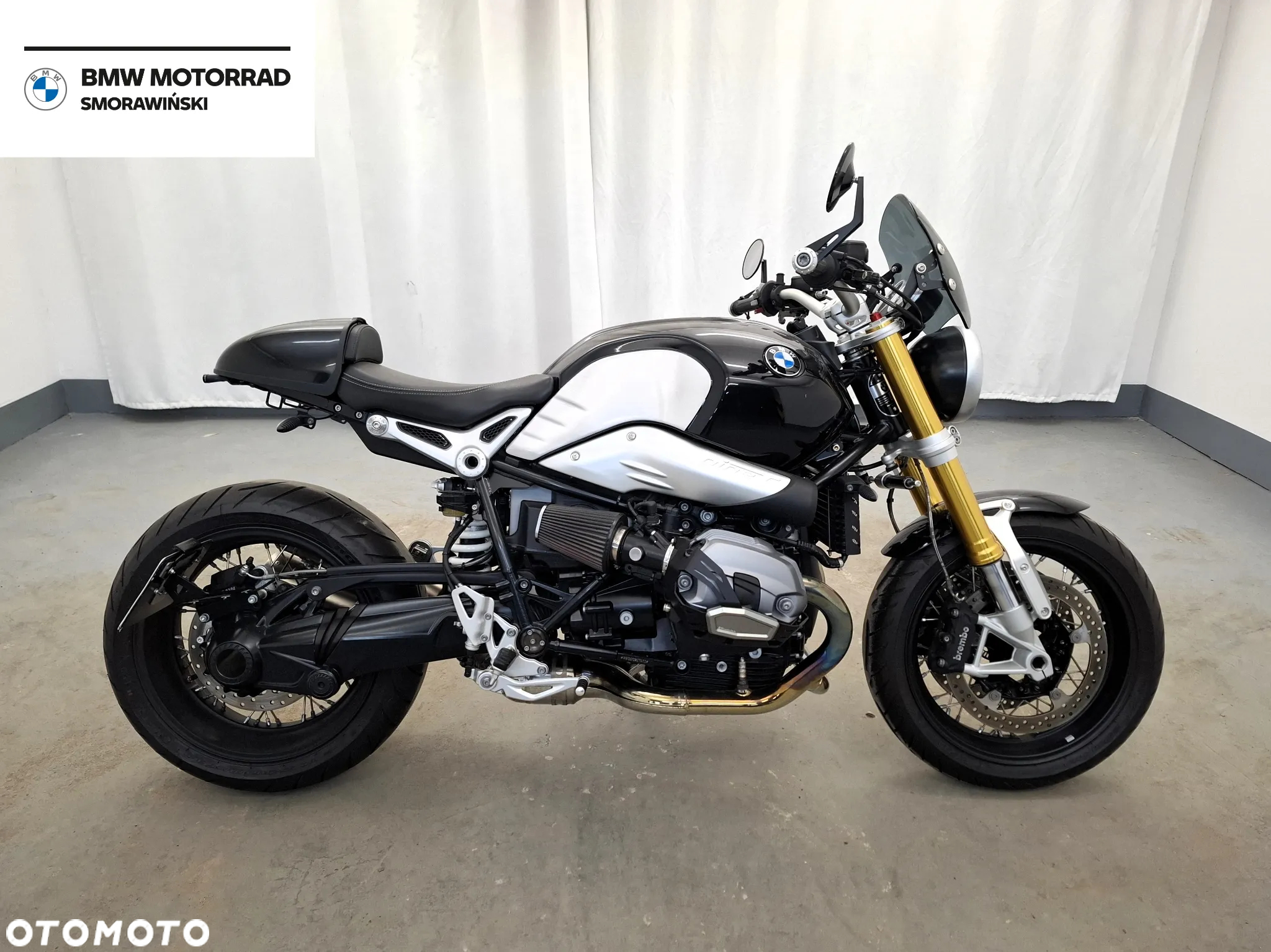 BMW R - 8