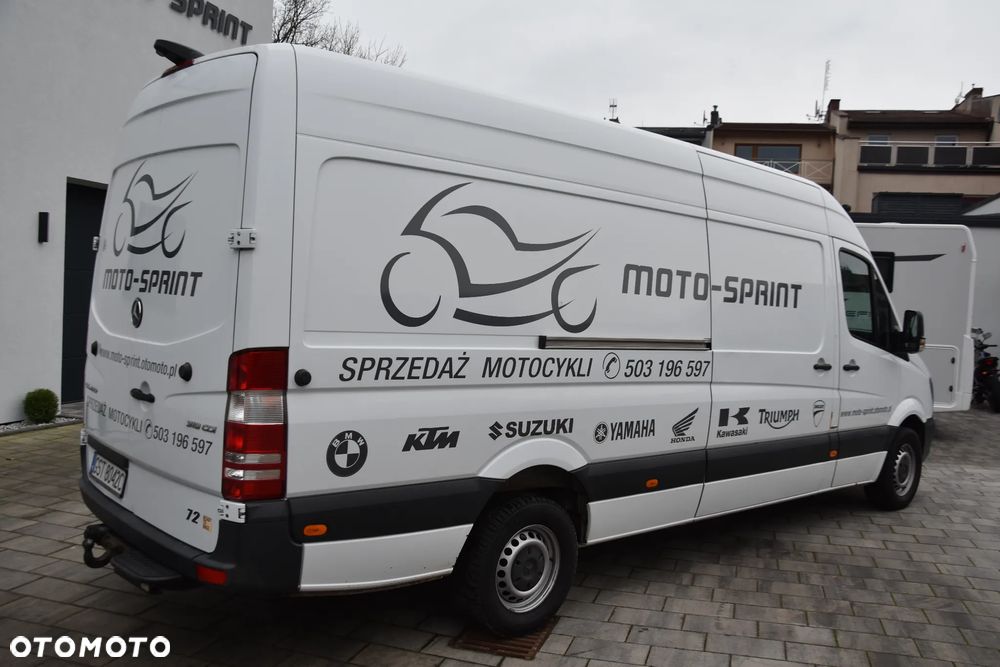Mercedes-Benz Sprinter - 4
