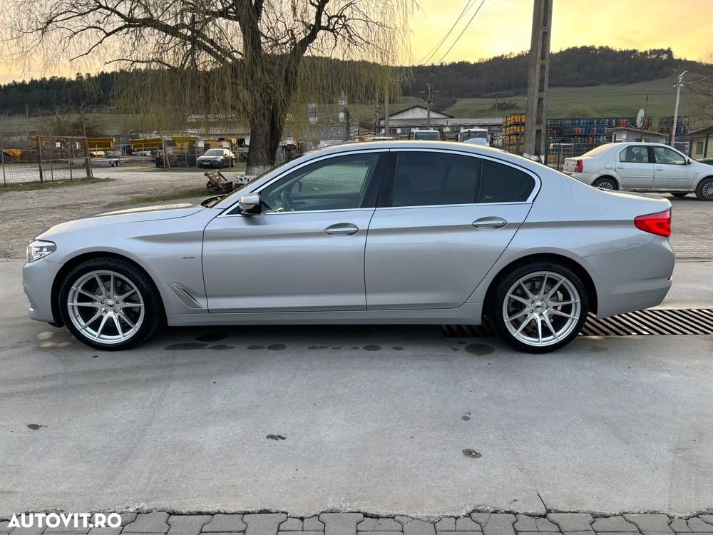 BMW Seria 5 520d xDrive AT - 24