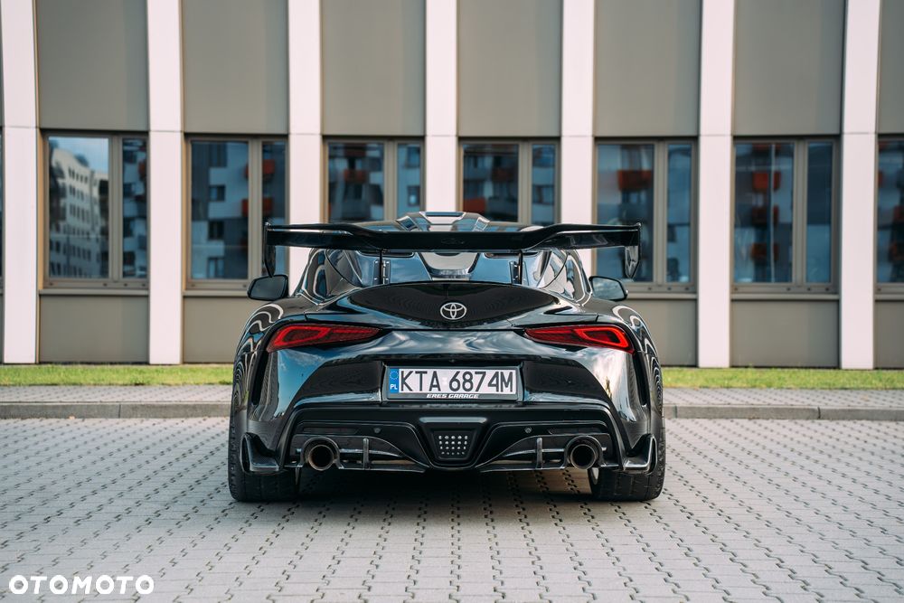 Toyota Supra 3.0 Turbo - 12