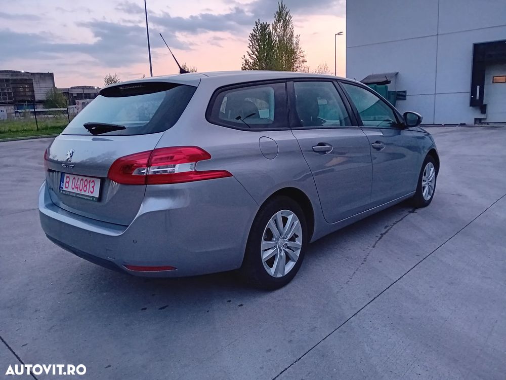 Peugeot 308 PureTech 130 Stop & Start Style - 4