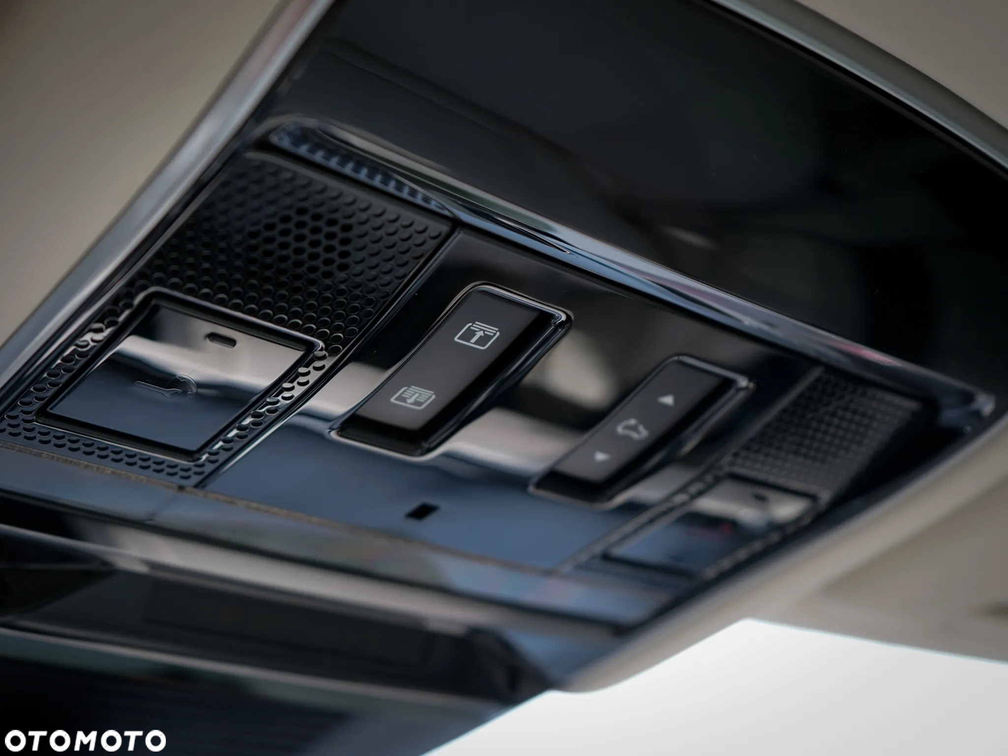 Land Rover Range Rover D350 Autobiography - 29