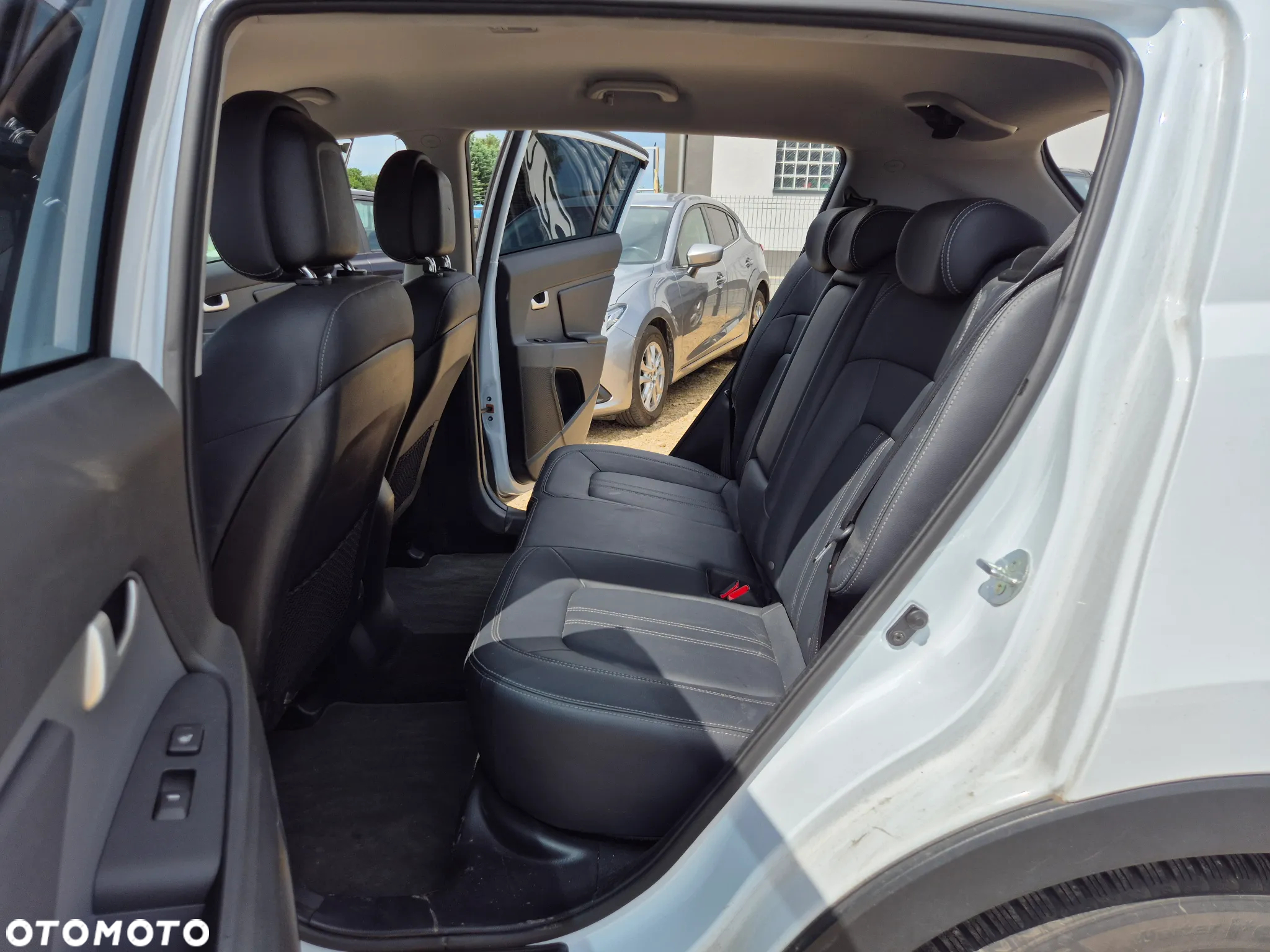 Kia Sportage 2.0 CRDI L AWD - 6
