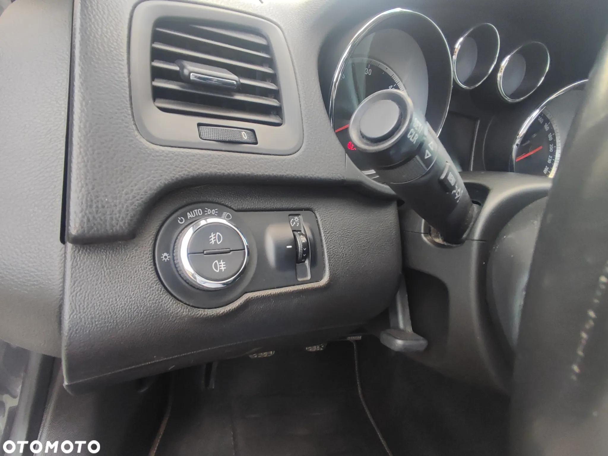 Opel Insignia 2.0 CDTI Cosmo - 14