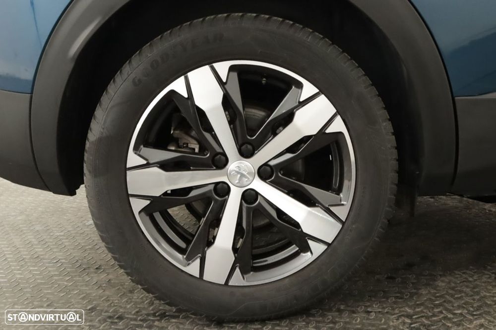 Peugeot 3008 1.2 PureTech GT EAT8 - 5