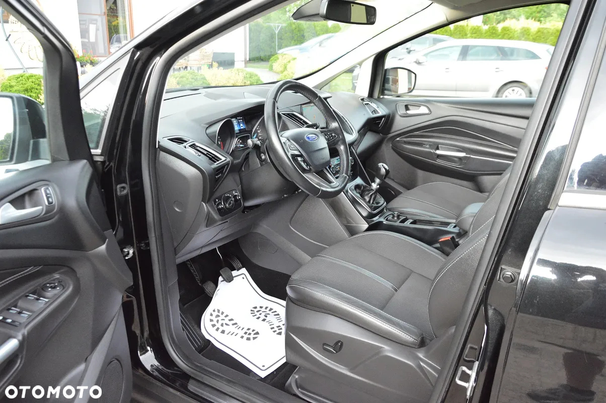 Ford C-MAX 2.0 TDCi Start-Stop-System Titanium - 24