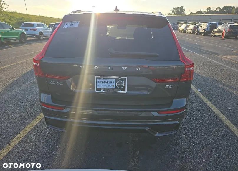 Volvo XC 60 B5 B AWD Ultimate Dark - 6