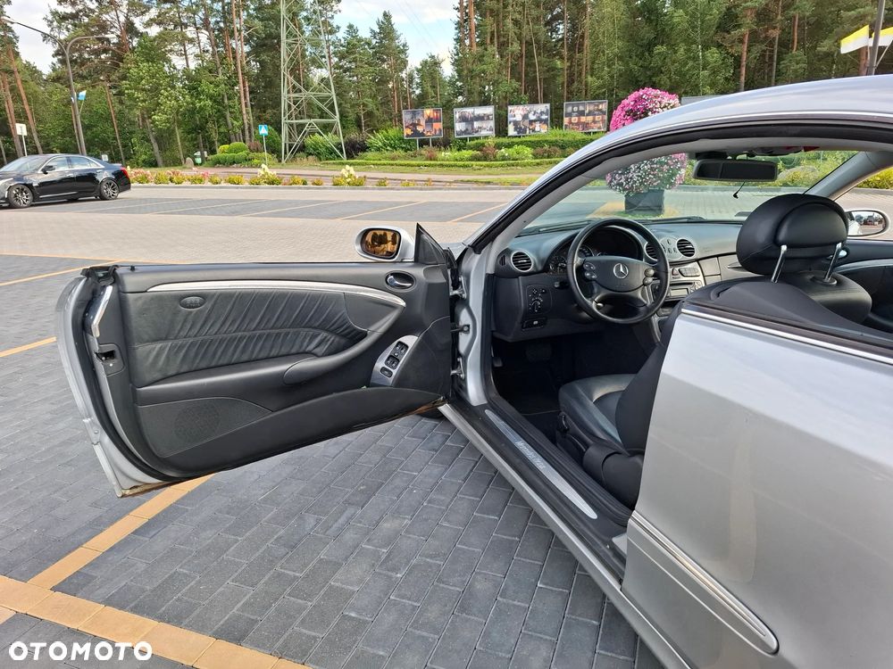 Mercedes-Benz CLK - 13